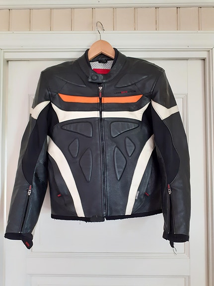 Product image 2 of 9