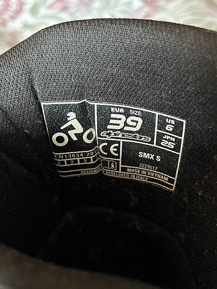 Product image 8 of 9