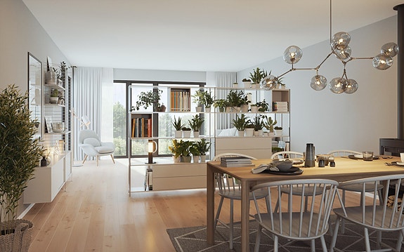 Romslig stue, med utgang til hagen.