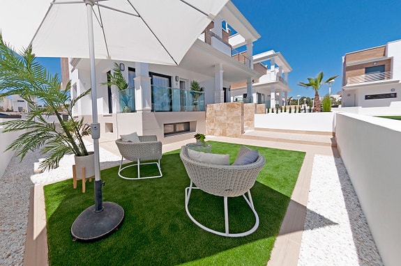 En megler med gode referanser -  SPANIA1.no