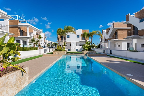 En megler med gode referanser -  SPANIA1.no