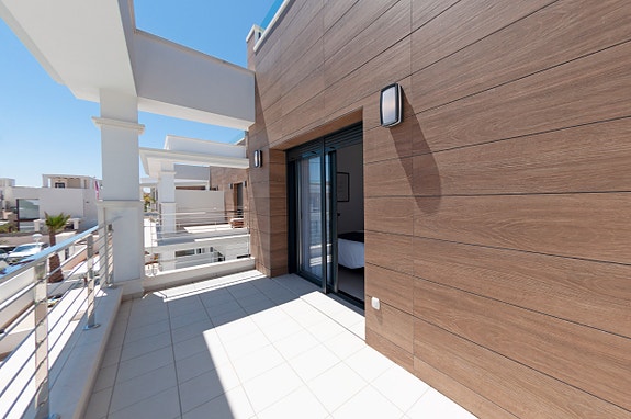 En megler med gode referanser -  SPANIA1.no