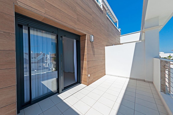 En megler med gode referanser -  SPANIA1.no