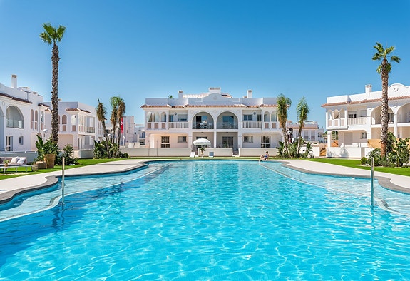 En megler med gode referanser -  SPANIA1.no