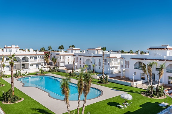 En megler med gode referanser -  SPANIA1.no