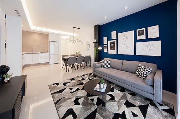 En megler med gode referanser -  SPANIA1.no