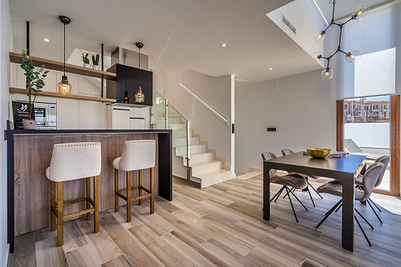 En megler med gode referanser - SPANIA1.no