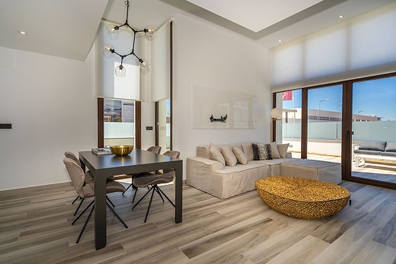 En megler med gode referanser - SPANIA1.no