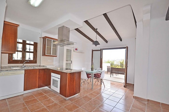 En megler med gode referanser -  SPANIA1.no