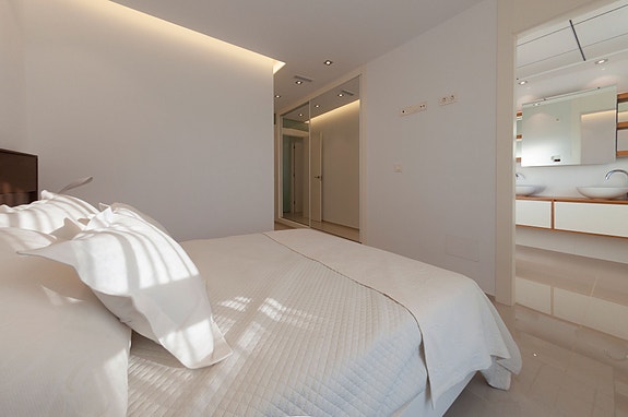 En megler med gode referanser -  SPANIA1.no