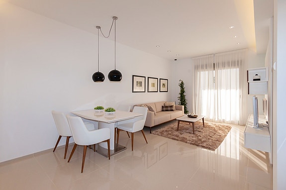 En megler med gode referanser -  SPANIA1.no