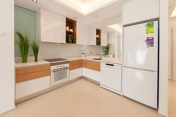 En megler med gode referanser -  SPANIA1.no