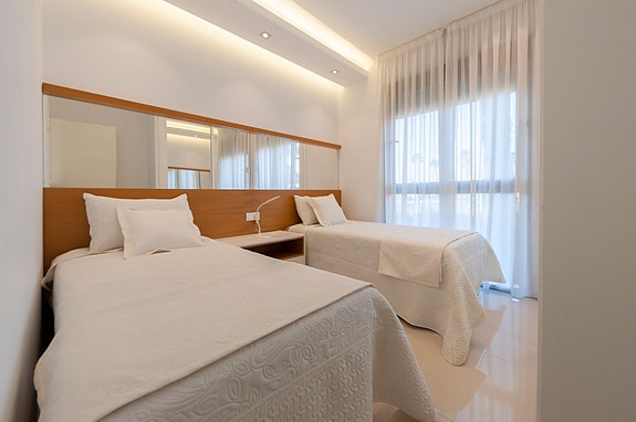 En megler med gode referanser -  SPANIA1.no