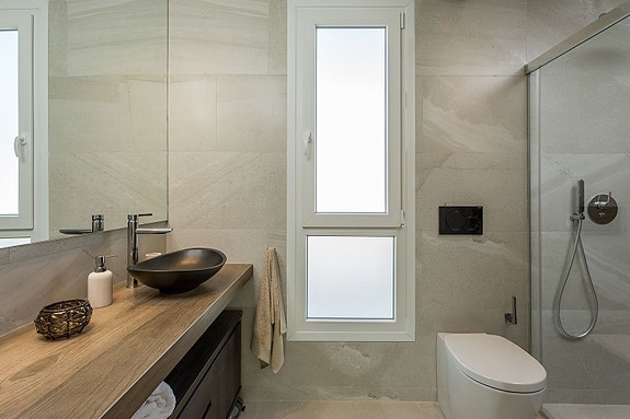 En megler med gode referanser - se SPANIA1.no