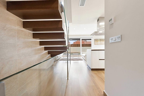 En megler med gode referanser - SPANIA1.no