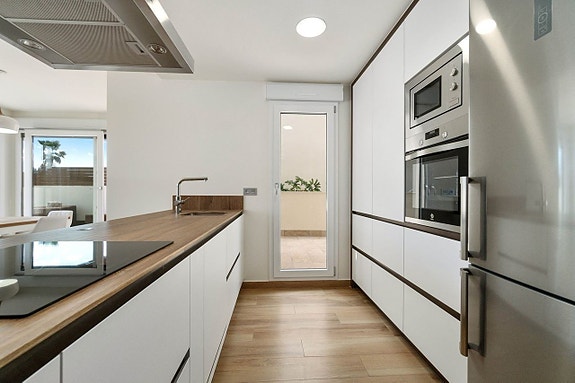 En megler med gode referanser - SPANIA1.no