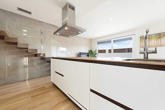 En megler med gode referanser - SPANIA1.no