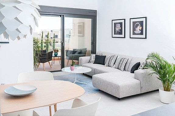 En megler med gode referanser - SPANIA1.no