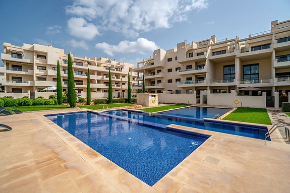 En megler med gode referanser - SPANIA1.no