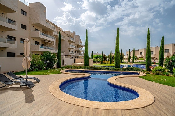 En megler med gode referanser - SPANIA1.no