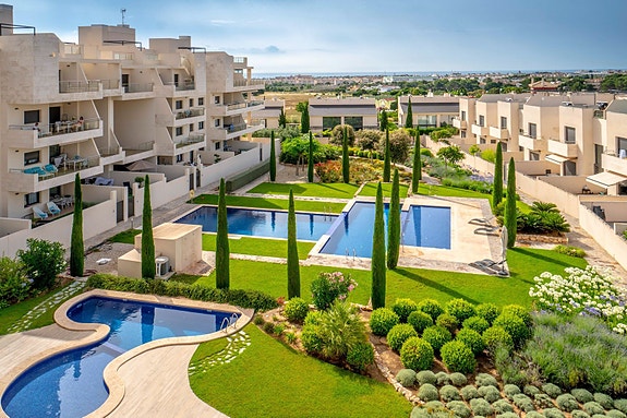 En megler med gode referanser - SPANIA1.no