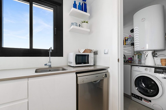 En megler med gode referanser - SPANIA1.no