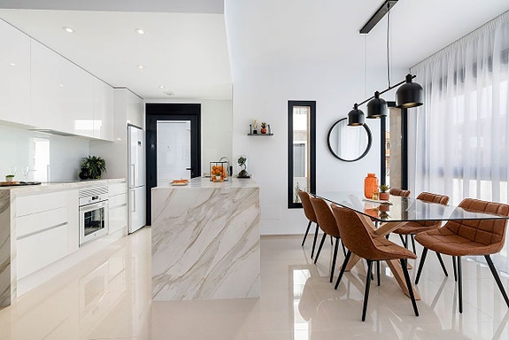 En megler med gode referanser -  SPANIA1.no