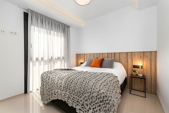 En megler med gode referanser -  SPANIA1.no