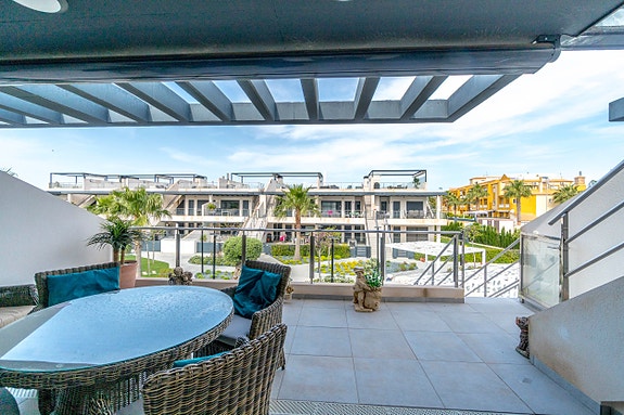 En megler med gode referanser - SPANIA1.no