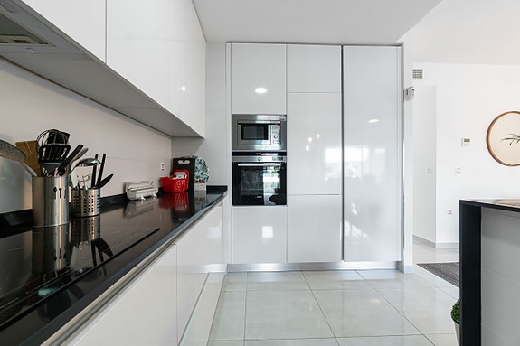 En megler med gode referanser - SPANIA1.no