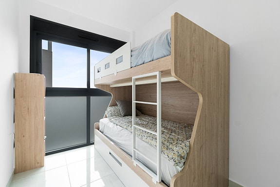 En megler med gode referanser - SPANIA1.no