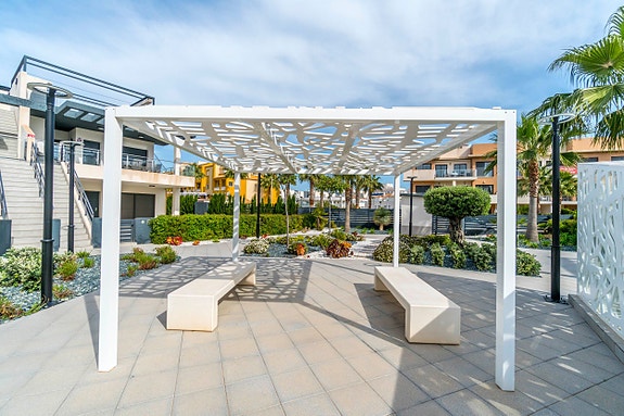 En megler med gode referanser - SPANIA1.no