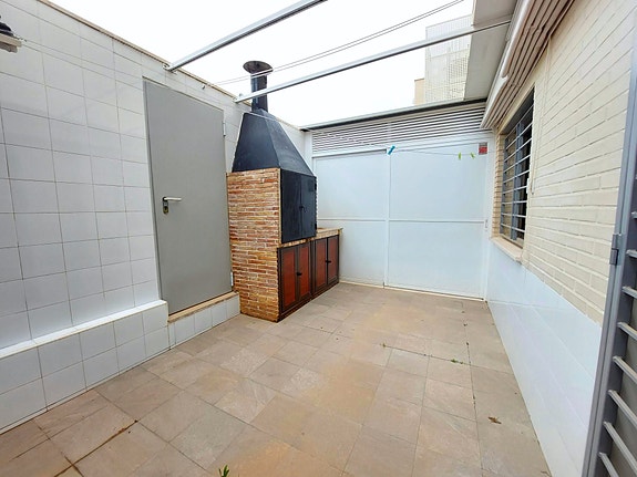 En megler med gode referanser - SPANIA1.no