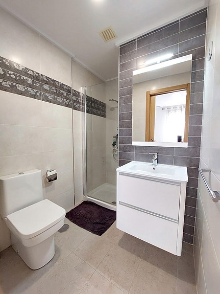 En megler med gode referanser - SPANIA1.no