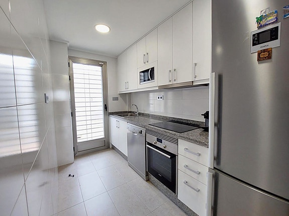 En megler med gode referanser - SPANIA1.no