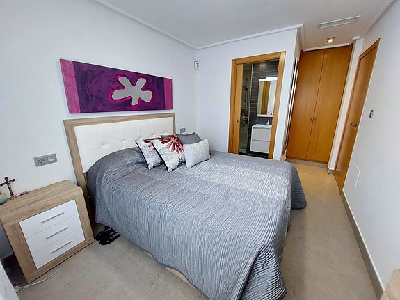 En megler med gode referanser - SPANIA1.no