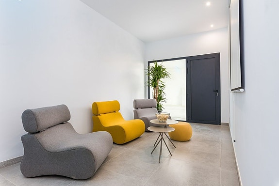 En megler med gode referanser -  SPANIA1.no