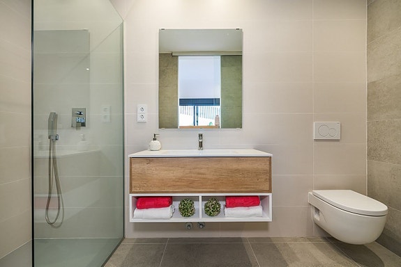 En megler med gode referanser -  SPANIA1.no