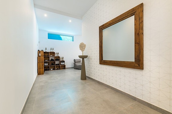 En megler med gode referanser -  SPANIA1.no