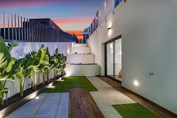 En megler med gode referanser -  SPANIA1.no