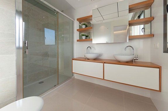 En megler med gode referanser -  SPANIA1.no