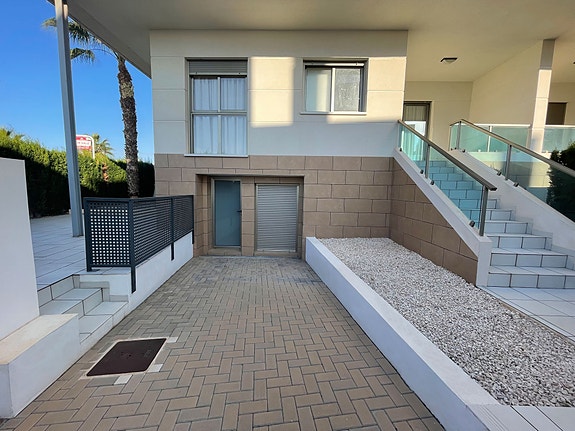 En megler med gode referanser -  SPANIA1.no