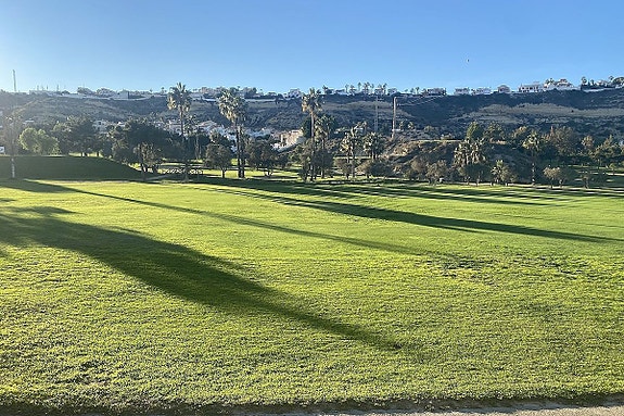 En megler med gode referanser -  SPANIA1.no