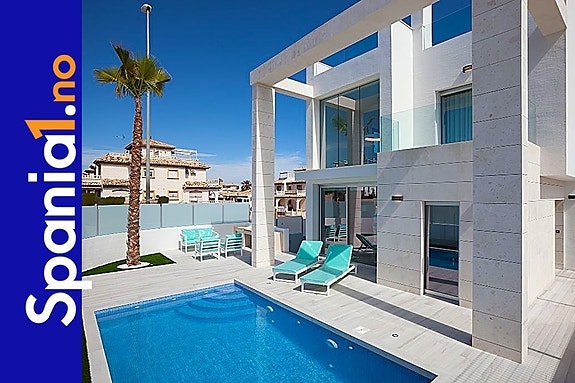 Bruk en megler med gode referanser - se SPANIA1.no