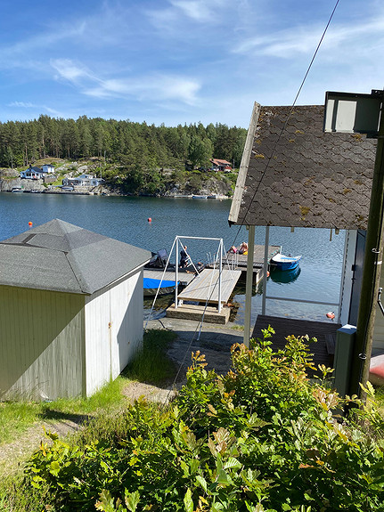 Kragerø/Bærø, stor hytte, båtplass, brygge, strand, golf, bilvei helt frem🐳🌞