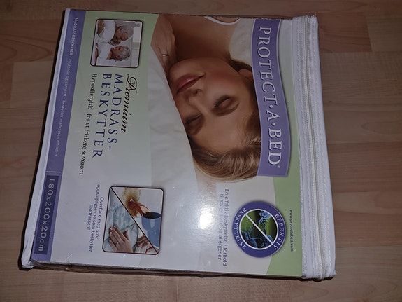 Product image 1 of 4