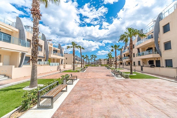 En megler med gode referanser -  SPANIA1.no