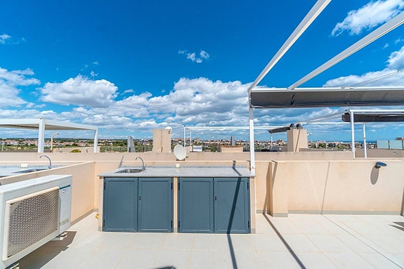 En megler med gode referanser -  SPANIA1.no