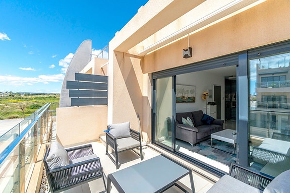 En megler med gode referanser -  SPANIA1.no