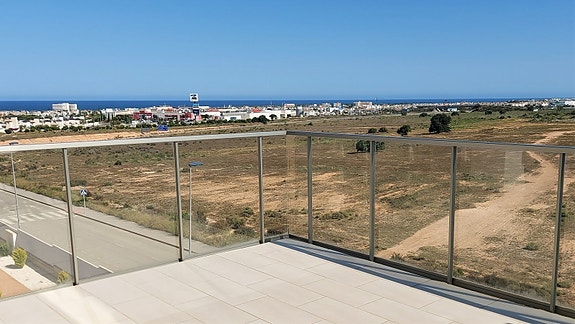 En megler med gode referanser - SPANIA1.no